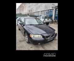 Ricambi VOLVO S60 2401cc diesel del 2005