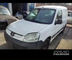 Ricambi PEUGEOT RANCH 1560cc diesel del 2007