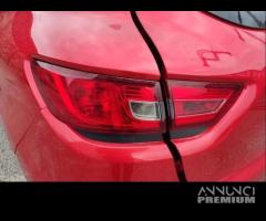 Fanale posteriore sinistro RENAULT CLIO del 2015