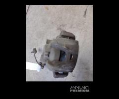 Pinza freno anteriore sx AUDI A4 1968cc TDI 2012