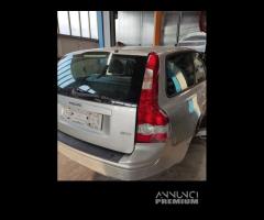 Ricambi VOLVO V50 1997cc diesel del 2006