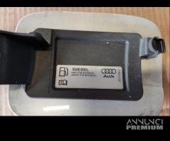 Sportello carburante AUDI A4 1968cc TDI del 2012