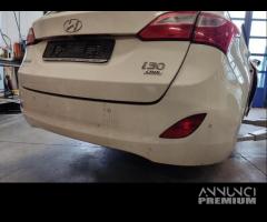 Paraurti posteriore HYUNDAI I30 del 2013 - 4