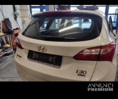 Portellone nudo HYUNDAI I30 del 2013 - 2