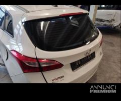 Portellone nudo HYUNDAI I30 del 2013 - 5