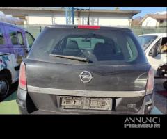 Portellone nudo OPEL ASTRA H del 2005