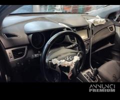 Ricambi HYUNDAI I30 1582cc diesel del 2013