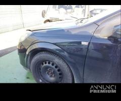 Parafango sinistro OPEL ASTRA H del 2005