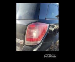 Fanale posteriore destro OPEL ASTRA H del 2005