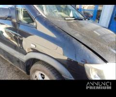 Parafango destro OPEL ZAFIRA del 2002