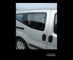 Porta laterale dx nuda FIAT QUBO del 2012