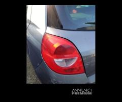 Fanale posteriore sinistro RENAULT CLIO del 2007