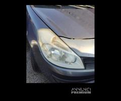 Proiettore destro RENAULT CLIO del 2007