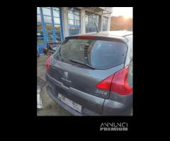 Portellone nudo PEUGEOT 3008 del 2010