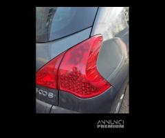 Fanale posteriore destro PEUGEOT 3008 del 2010 - 2