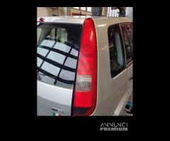 Fanale posteriore destro FORD FUSION del 2004