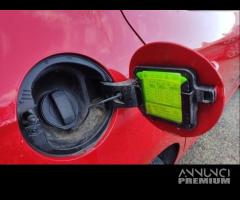 Sportello carburante SKODA FABIA 1197cc benz 2016 - 2