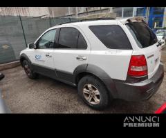 Ricambi KIA SORENTO 2497cc diesel del 2003 - 11