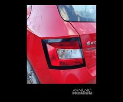 Fanale posteriore sinistro SKODA FABIA del 2016