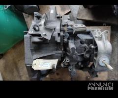 Cambio FIAT PUNTO 3 1242cc 8V del 2003 - 1