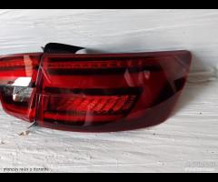 stop posteriore LED dx,sx Audi A4 2017 - 16