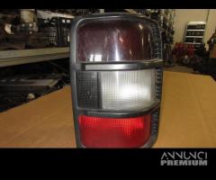 Fanale posteriore dx MITSUBISHI PAJERO 1993 - 1