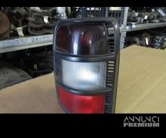 Fanale posteriore dx MITSUBISHI PAJERO 1993 - 4