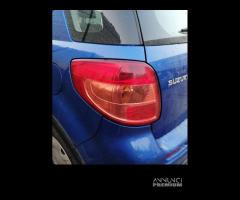 Fanale posteriore sinistro SUZUKI SX4 del 2008