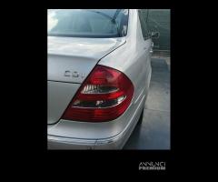 Fanale post destro MERCEDES CLASSE E 270 2002