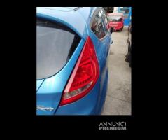 Fanale posteriore destro FORD FIESTA del 2009 - 1