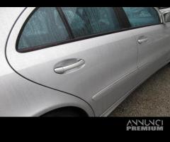 Porta posteriore dx MERCEDES E 270 del 2002