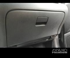 Cassetto portaoggetti SUZUKI SWIFT del 2011 - 1