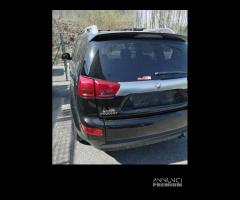 Ricambi PEUGEOT 4007 2179cc diesel del 2008 - 4