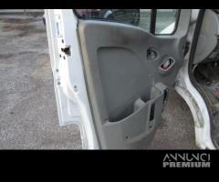 Porta anteriore sx RENAULT MASTER del 2005 - 9