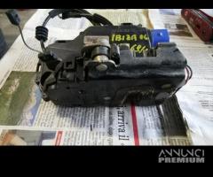 Serratura posteriore dx SEAT IBIZA del 2006