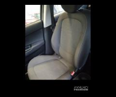 Sedile anteriore dx HYUNDAI I20 del 2011