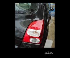 Fanale posteriore destro RENAULT NEW TWINGO 2010