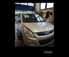 Ricambi HYUNDAI I20 1248cc benzina del 2011