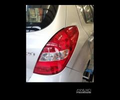 Fanale posteriore destro HYUNDAI I20 del 2011