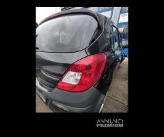 Fanale posteriore destro OPEL CORSA D del 2012