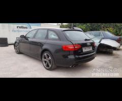 Audi A4 motore CJC ricambi B8 8k