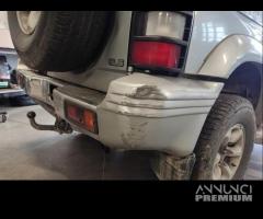 Paraurti posteriore MITSUBISHI PAJERO del 1997