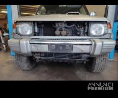 Paraurti anteriore MITSUBISHI PAJERO del 1997 - 1