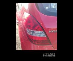 Fanale posteriore sinistro HYUNDAI I20 del 2011 - 2