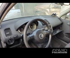 Ricambi VOLKSWAGEN POLO 1390cc benzina del 2000