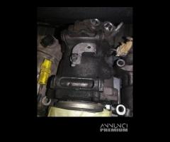 Compressore clima PEUGEOT 308 1600cc HDI del 2009 - 1