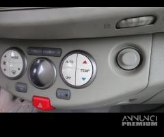 Comandi riscaldamento NISSAN MICRA del 2004 - 3