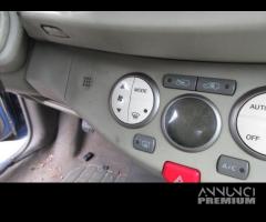 Comandi riscaldamento NISSAN MICRA del 2004 - 6