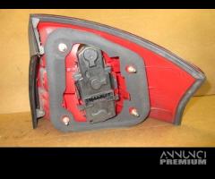 Fanale posteriore sinistro AUDI A6 del 2002 - 3