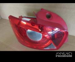 Fanale posteriore sinistro SEAT IBIZA del 2010 - 3